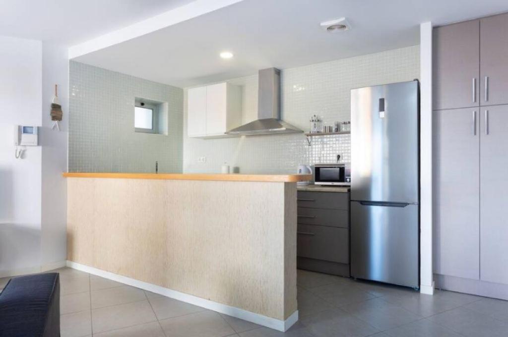 Apartament Modern Seafront Flat With A Private Garage El Médano Zewnętrze zdjęcie
